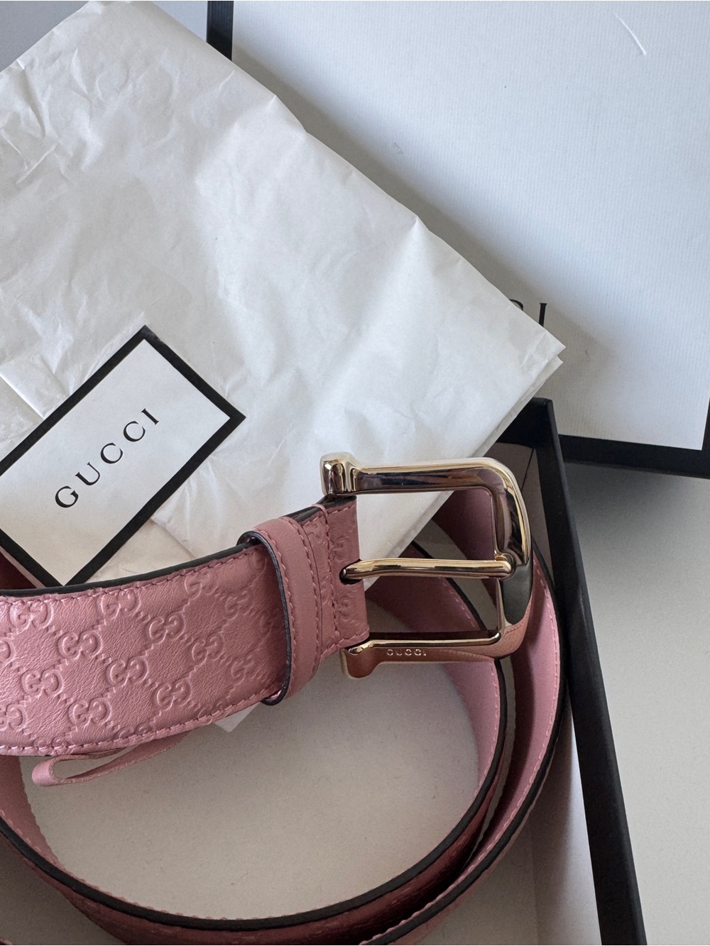 Gucci Pink Embossed GG Leather Belt with Gold Buckle - Picture 5 of 5